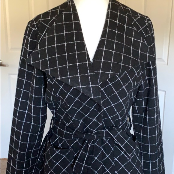 Tulle Coat Black - Picture 2 of 4